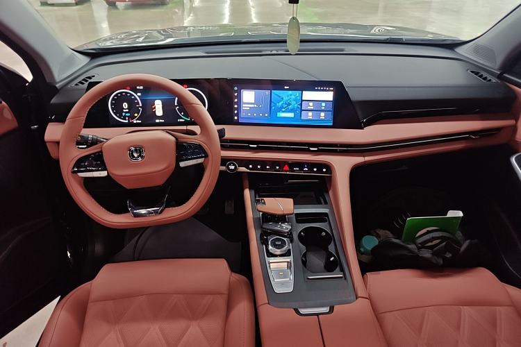 Used CHANGAN CS75 PLUS iDD 2023 ZhiDian iDD Smart Leading Model Center Console