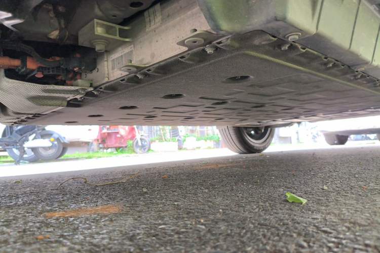 Used CHANGAN CS75 PLUS iDD 2023 ZhiDian iDD Smart Leading Model Chassis Front Left