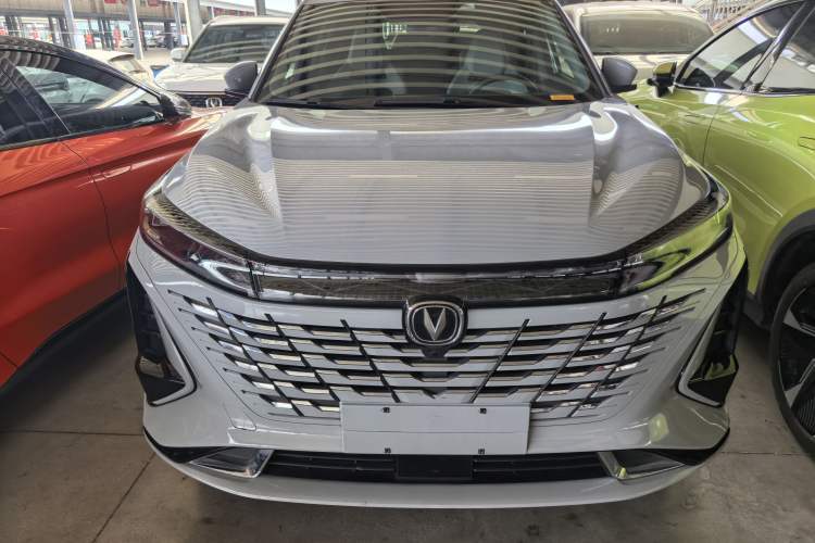 Used CHANGAN CS75 PLUS iDD 2023 ZhiDian iDD Smart Leading Model Exterior 1