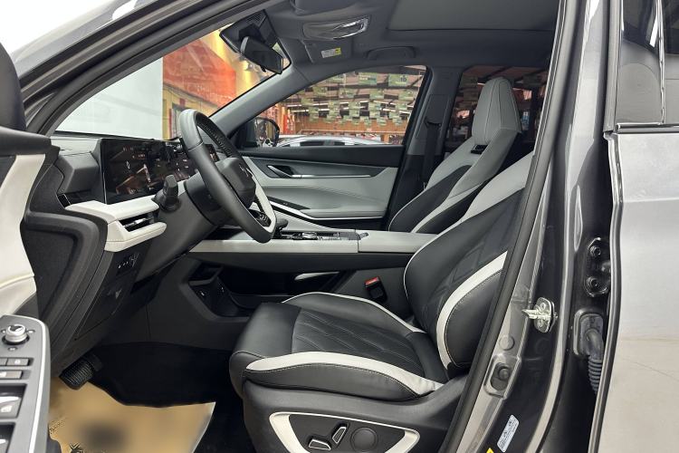 Used CHANGAN CS75 PLUS iDD 2023 ZhiDian iDD Smart Leading Model Interior 2