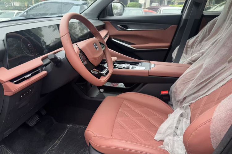 Used CHANGAN CS75 PLUS iDD 2023 ZhiDian iDD Smart Leading Model Interior 2