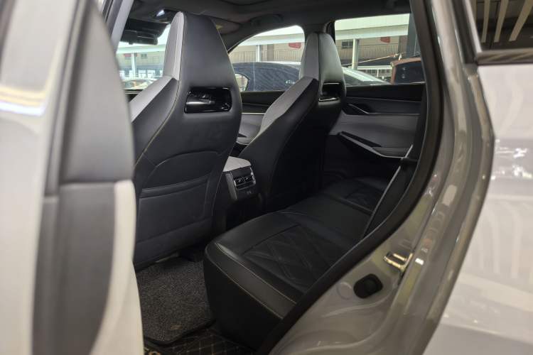 Used CHANGAN CS75 PLUS iDD 2023 ZhiDian iDD Smart Leading Model Interior 4