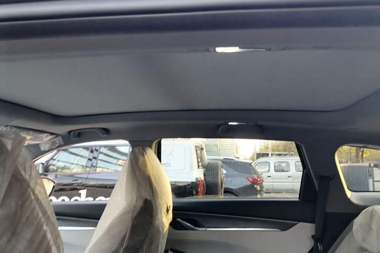 Used CHANGAN CS75 PLUS iDD 2023 ZhiDian iDD Smart Leading Model Interior 4