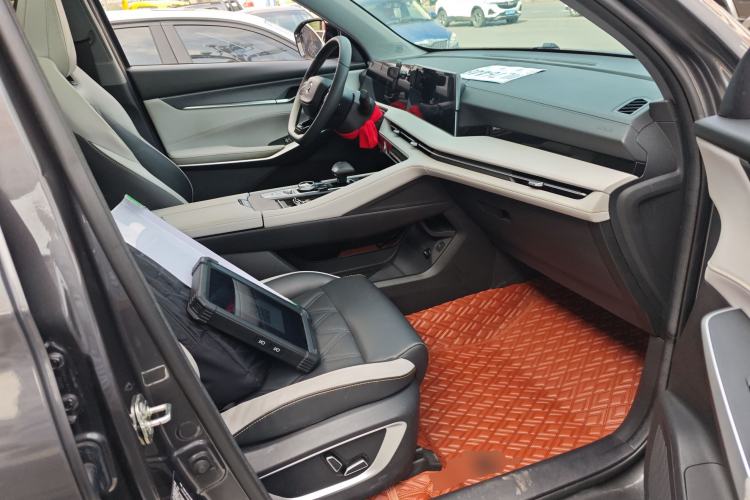 Used CHANGAN CS75 PLUS iDD 2023 ZhiDian iDD Smart Leading Model Right Front Seat