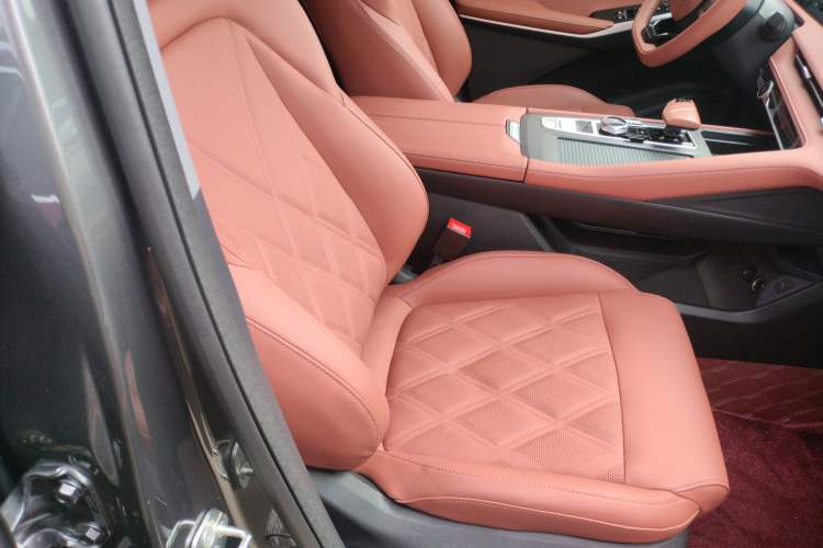 Used CHANGAN CS75 PLUS iDD 2023 ZhiDian iDD Smart Leading Model Right Front Seat