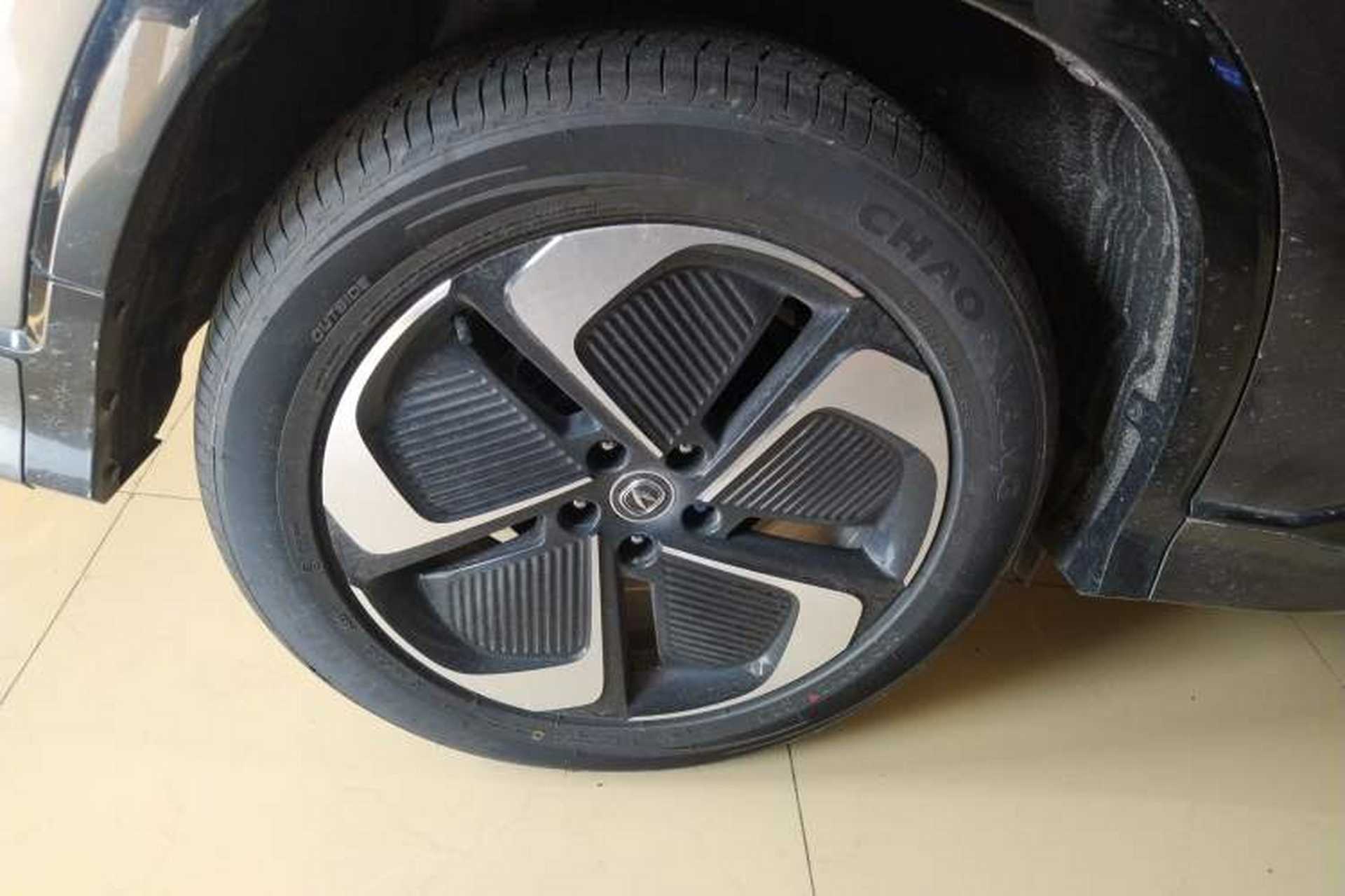 Used CHANGAN CS75 PLUS iDD 2023 ZhiDian iDD Smart Leading Model Right Rear Wheel Hub