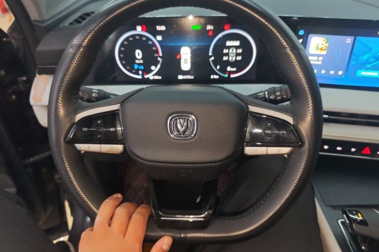 Used CHANGAN CS75 PLUS iDD 2023 ZhiDian iDD Smart Leading Model Steering Wheel