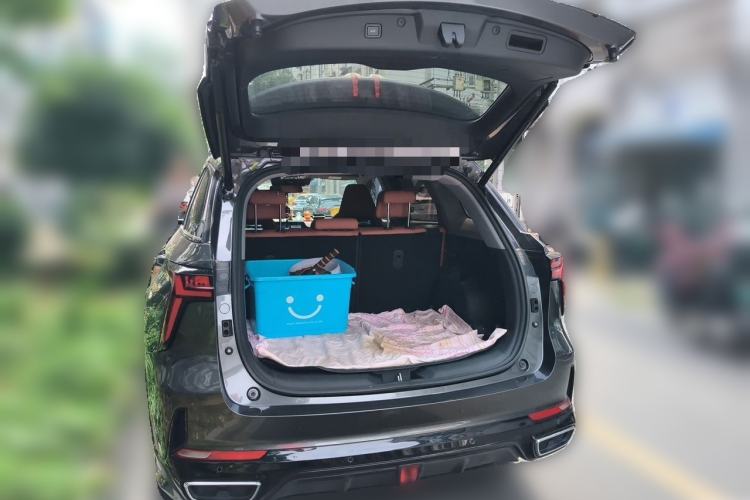 Used CHANGAN CS75 PLUS iDD 2023 ZhiDian iDD Smart Leading Model Trunk