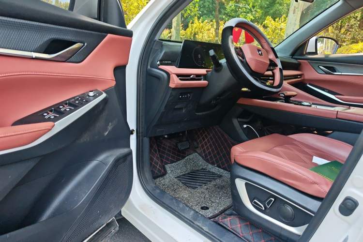 Used CHANGAN CS75 PLUS iDD 2023 ZhiDian iDD Smart Leading Model Driver Seat