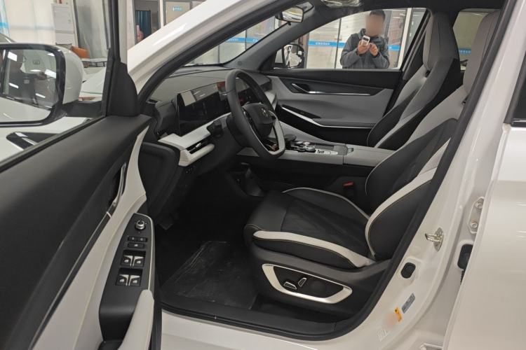 Used CHANGAN CS75 PLUS iDD 2023 ZhiDian iDD Smart Leading Model Driver Seat