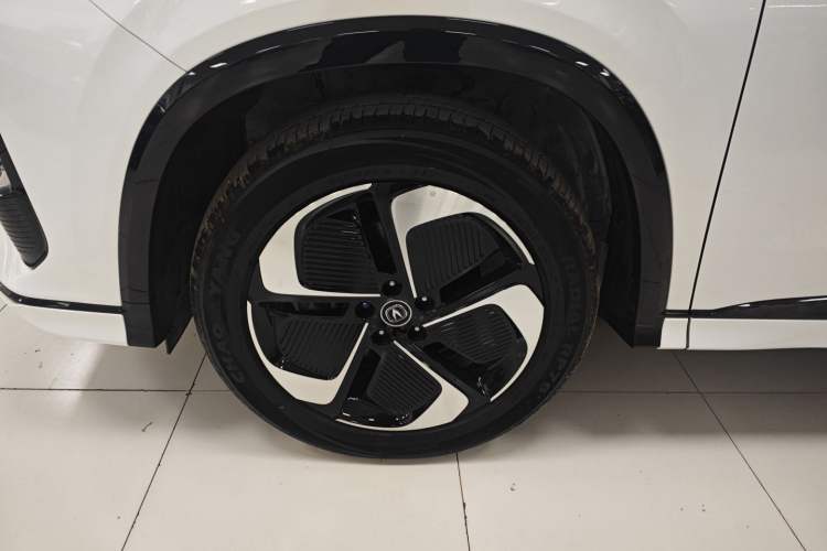 Used CHANGAN CS75 PLUS iDD 2023 ZhiDian iDD Smart Leading Model Exterior 3