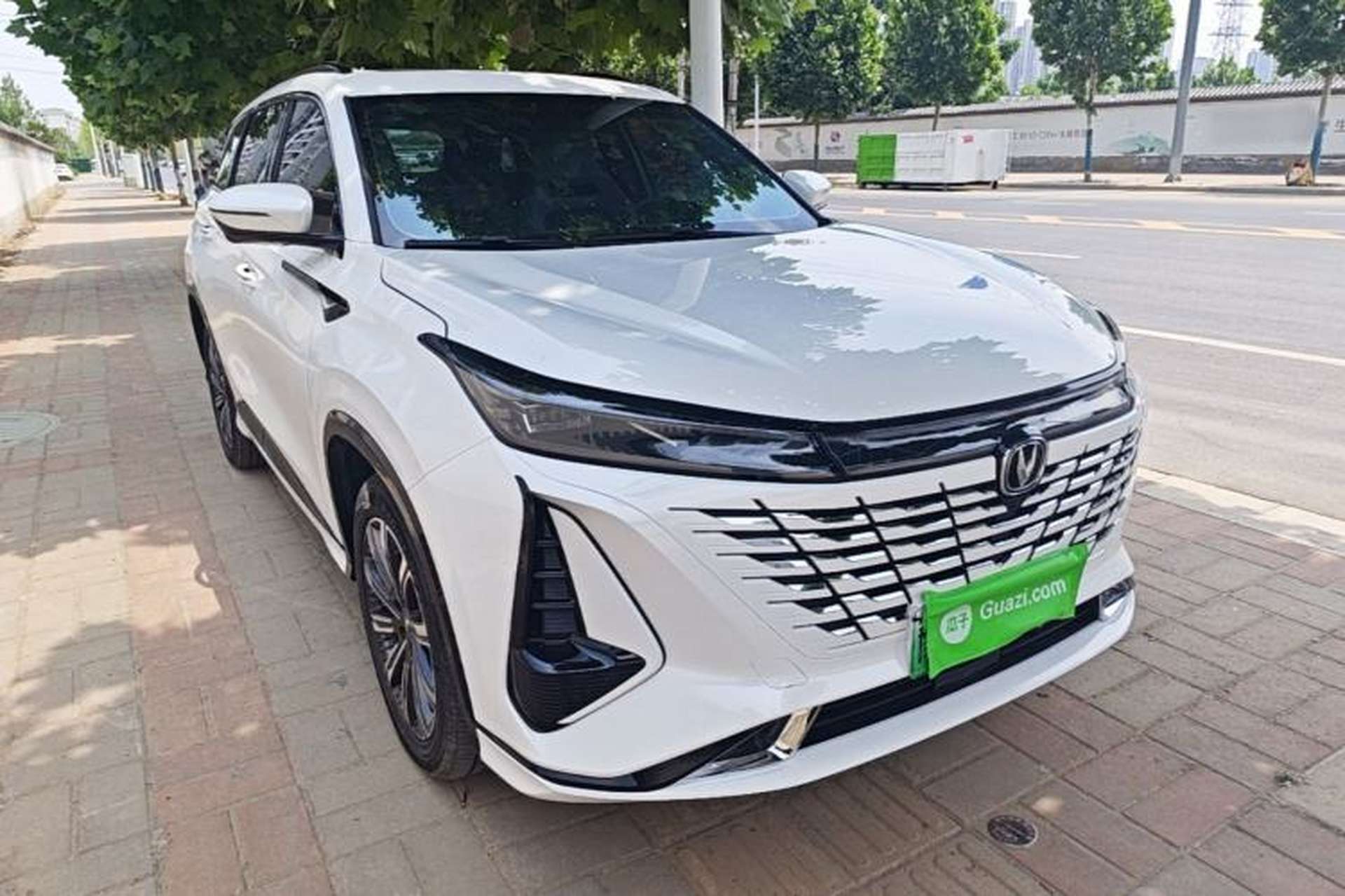 Used CHANGAN CS75 PLUS iDD 2023 ZhiDian iDD Smart Leading Model Front Right 45 Deg