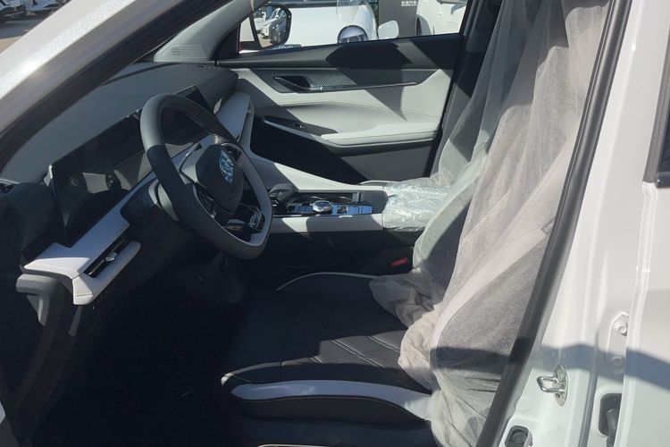 Used CHANGAN CS75 PLUS iDD 2023 ZhiDian iDD Smart Leading Model Interior 4