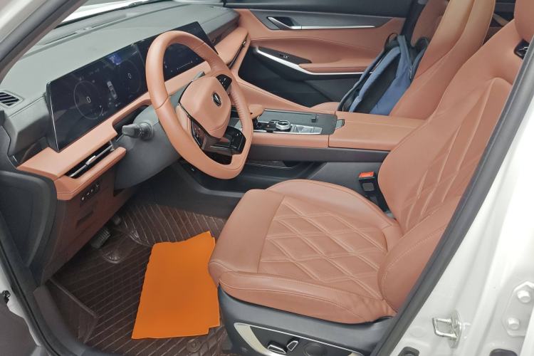 Used CHANGAN CS75 PLUS iDD 2023 ZhiDian iDD Smart Leading Model Left Front Seat