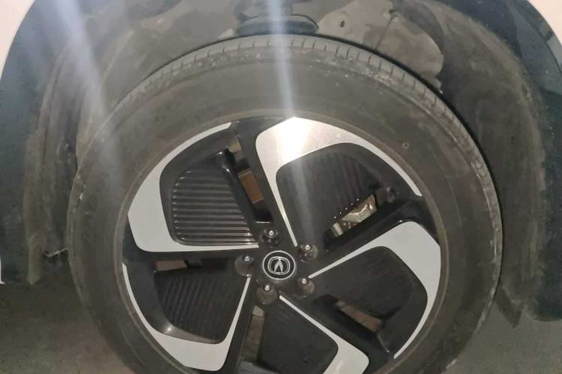 Used CHANGAN CS75 PLUS iDD 2023 ZhiDian iDD Smart Leading Model Right Front Wheel Hub