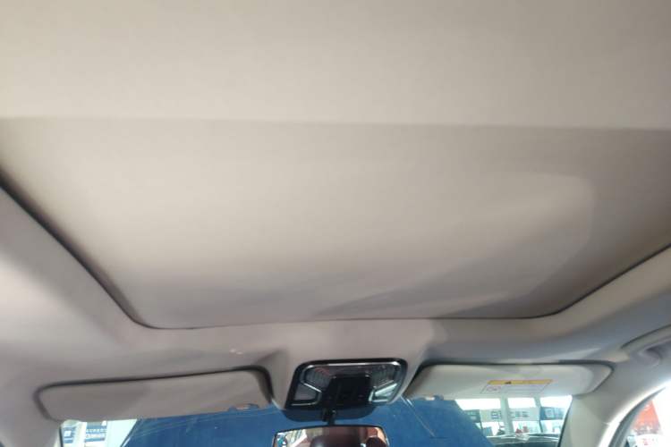 Used CHANGAN CS85 COUPE 2019 2.0T Automatic Luxury Edition China VI Standard Headliner