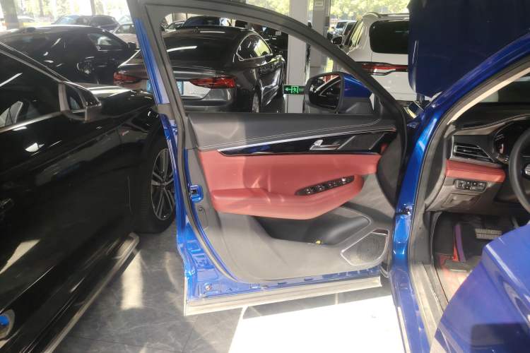 Used CHANGAN CS85 COUPE 2019 2.0T Automatic Luxury Edition China VI Standard Left Front Door Interior
