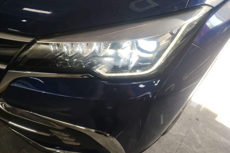 Used CHANGAN CS85 COUPE 2019 2.0T Automatic Luxury Edition China VI Standard Left Front Headlight