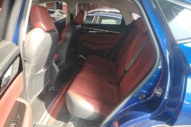 Used CHANGAN CS85 COUPE 2019 2.0T Automatic Luxury Edition China VI Standard Left Rear Seat