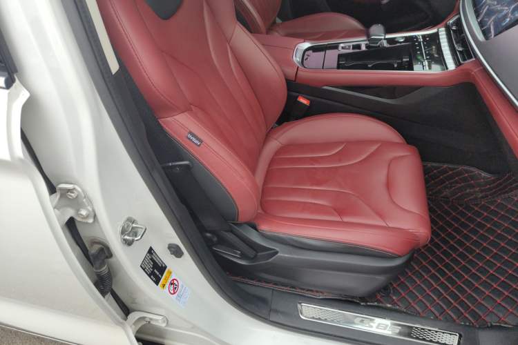 Used CHANGAN CS85 COUPE 2019 1.5T DCT Dynamic Version China VI Standard Right Front Seat