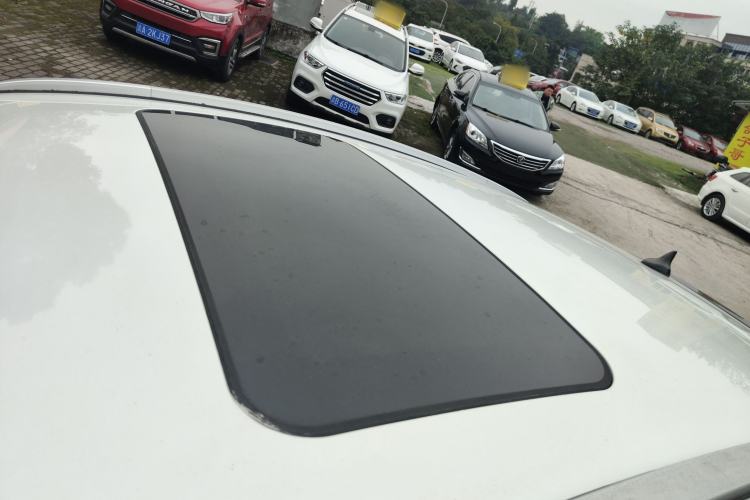 Used CHANGAN CS85 COUPE 2019 1.5T DCT Dynamic Version China VI Standard Roof