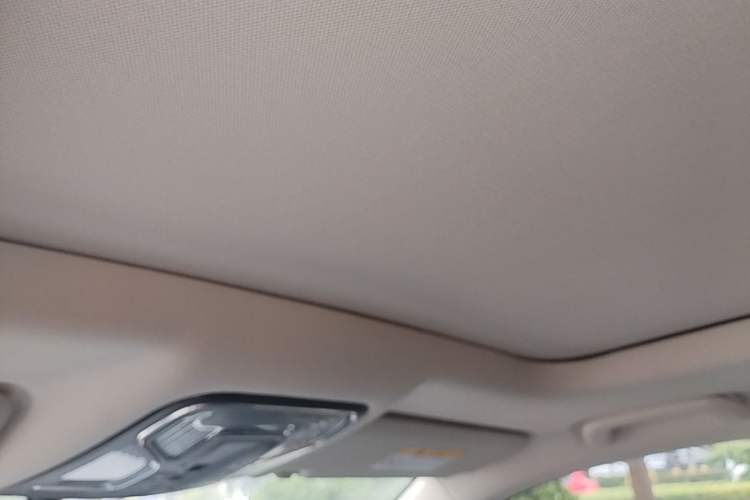 Used CHANGAN CS85 COUPE 2019 2.0T Automatic Luxury Edition China VI Standard Headliner