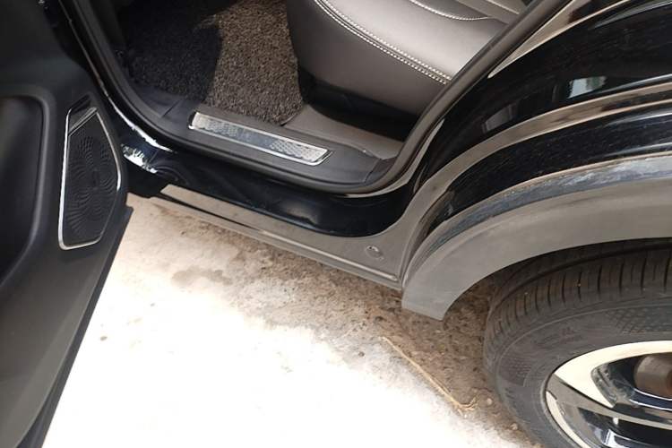 Used CHANGAN CS85 COUPE 2019 2.0T Automatic Luxury Edition China VI Standard Left Side Sill