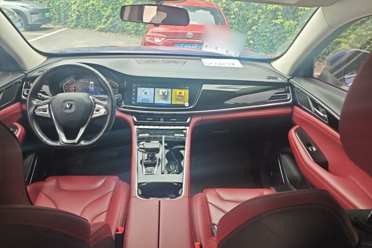 Used CHANGAN CS85 COUPE 2019 2.0T Automatic Luxury Edition China VI Standard Center Console