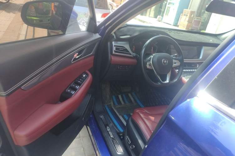 Used CHANGAN CS85 COUPE 2019 1.5T DCT Dynamic Version China VI Standard Driver Seat