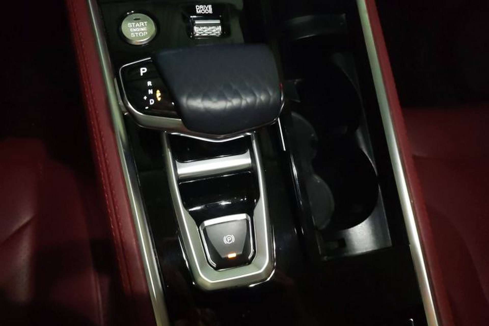 Used CHANGAN CS85 COUPE 2019 2.0T Automatic Smart Version China VI Standard Gear Lever