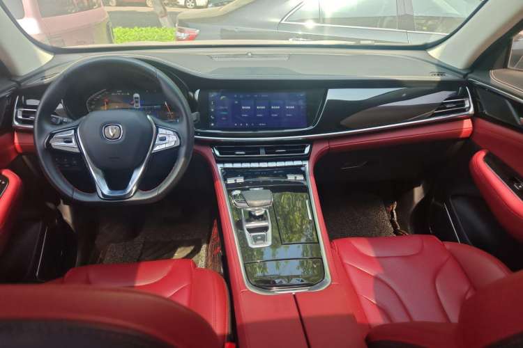 Used CHANGAN CS85 COUPE 2019 1.5T DCT Luxury Version China VI Standard Interior 3