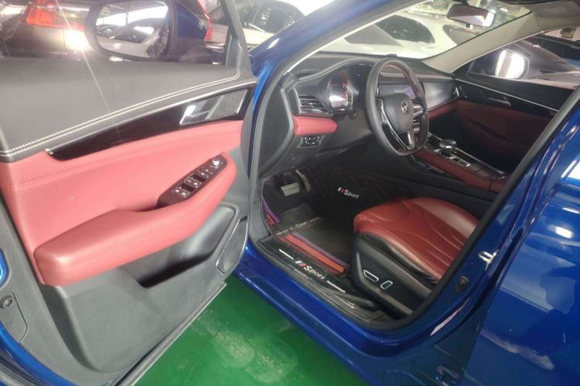 Used CHANGAN CS85 COUPE 2019 2.0T Automatic Luxury Edition China VI Standard Interior 3