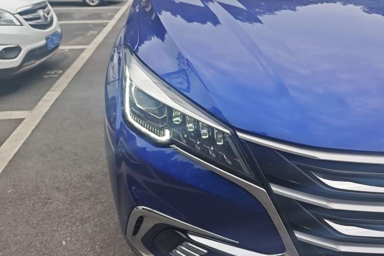 Used CHANGAN CS85 COUPE 2019 2.0T Automatic Luxury Edition China VI Standard Right Front Headlight