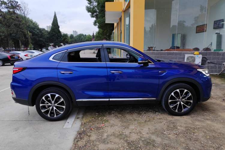 Used CHANGAN CS85 COUPE 2019 1.5T DCT Luxury Version China VI Standard Right Side