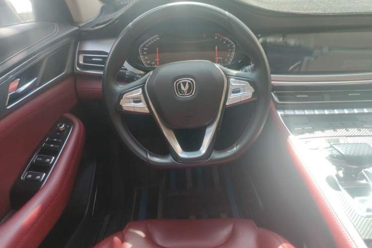Used CHANGAN CS85 COUPE 2019 1.5T DCT Dynamic Version China VI Standard Steering Wheel