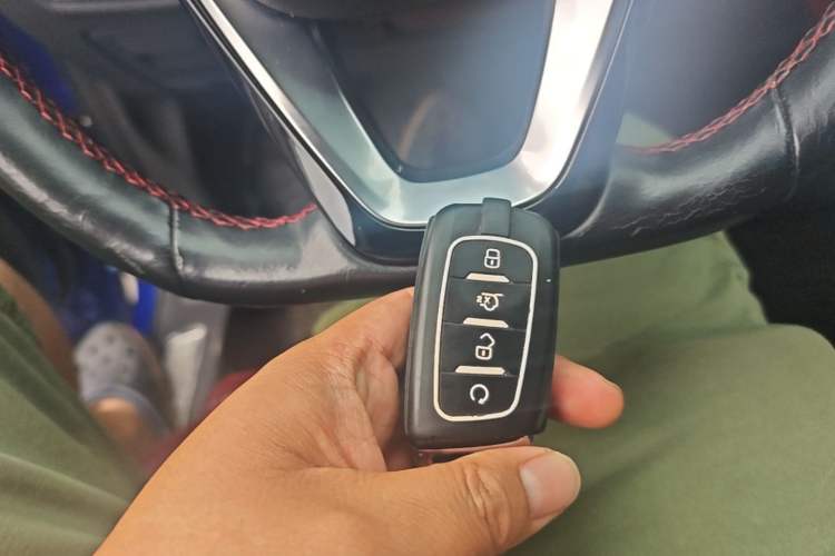 Used CHANGAN CS85 COUPE 2019 2.0T Automatic Luxury Edition China VI Standard Vehicle Key