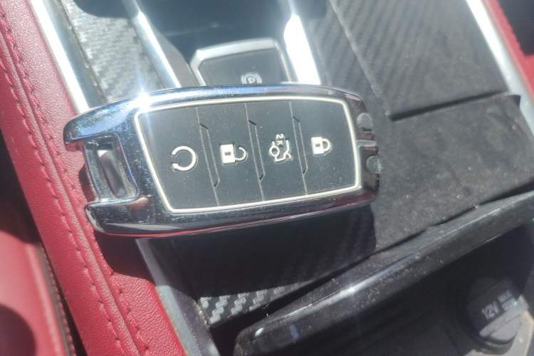 Used CHANGAN CS85 COUPE 2019 1.5T DCT Dynamic Version China VI Standard Vehicle Key