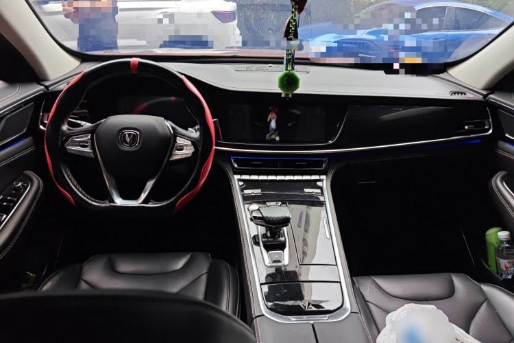 Used CHANGAN CS85 COUPE 2019 1.5T DCT Luxury Version China VI Standard Center Console
