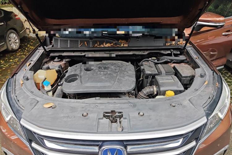 Used CHANGAN CS85 COUPE 2019 1.5T DCT Luxury Version China VI Standard Engine Bay