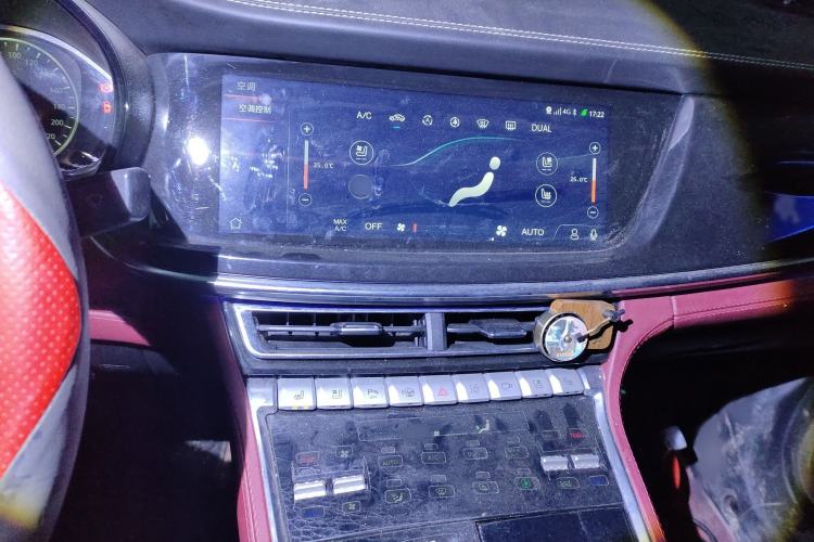 Used CHANGAN CS85 COUPE 2019 2.0T Automatic Smart Version China VI Standard Audio And AC Panel