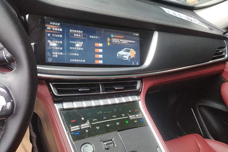Used CHANGAN CS85 COUPE 2019 1.5T DCT Dynamic Version China VI Standard Audio And AC Panel