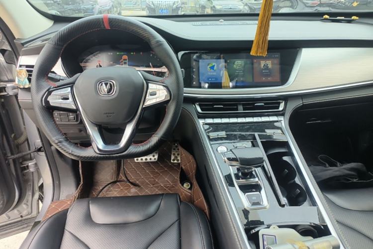 Used CHANGAN CS85 COUPE 2019 2.0T Automatic Version China V Standard Center Console