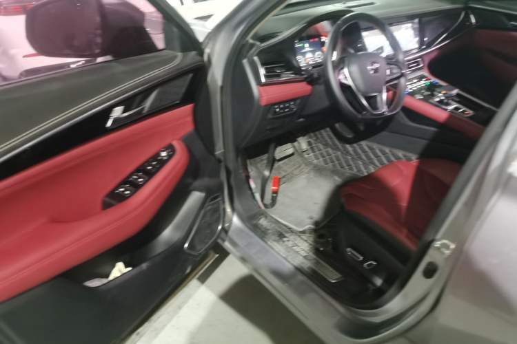 Used CHANGAN CS85 COUPE 2019 1.5T DCT Luxury Version China VI Standard Driver Seat