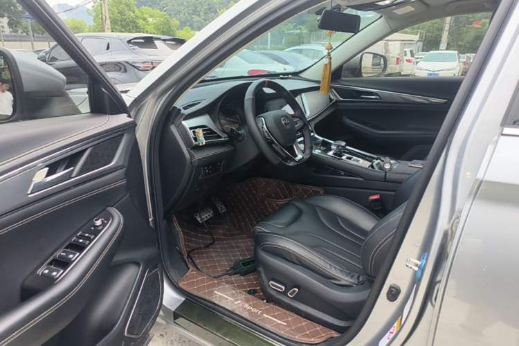 Used CHANGAN CS85 COUPE 2019 2.0T Automatic Version China V Standard Driver Seat