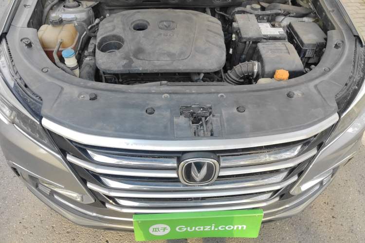 Used CHANGAN CS85 COUPE 2019 1.5T DCT Dynamic Version China VI Standard Engine Bay