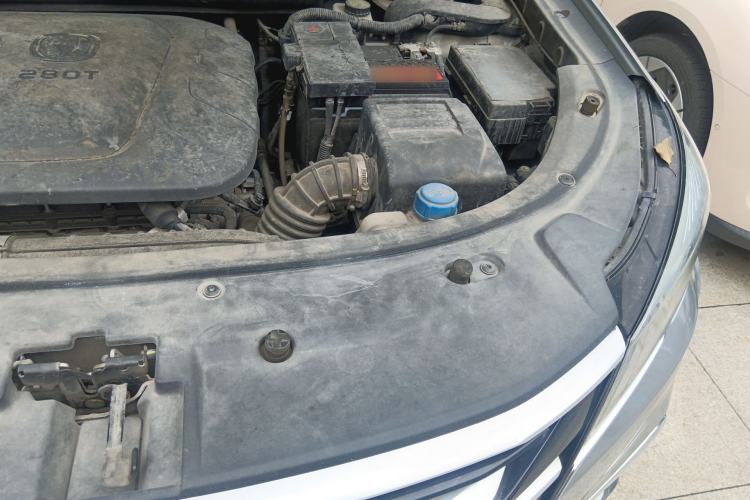 Used CHANGAN CS85 COUPE 2019 1.5T DCT Dynamic Version China VI Standard Engine Bay Left