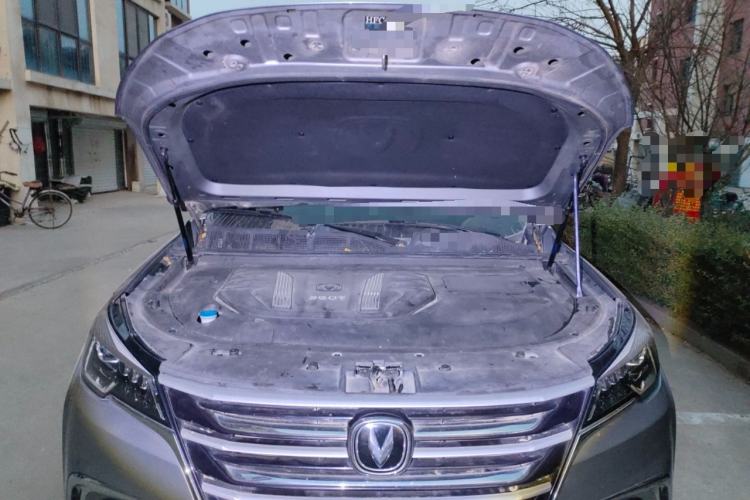Used CHANGAN CS85 COUPE 2019 2.0T Automatic Smart Version China VI Standard Engine Bay