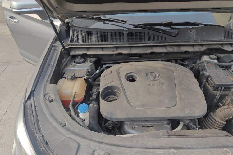 Used CHANGAN CS85 COUPE 2019 1.5T DCT Luxury Version China VI Standard Engine Bay Right