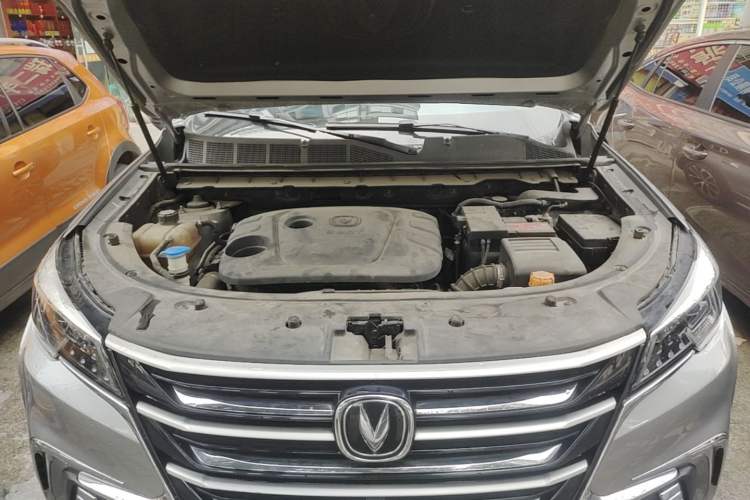 Used CHANGAN CS85 COUPE 2019 1.5T DCT Dynamic Version China VI Standard Engine Bay