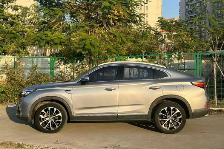 Used CHANGAN CS85 COUPE 2019 1.5T DCT Dynamic Version China VI Standard Exterior 4